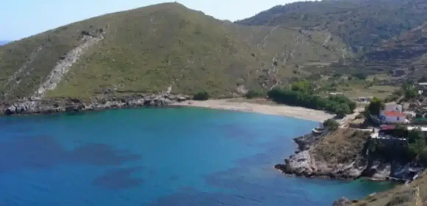 Area of ​​109 acres is for sale on the island of Kea-Tzia