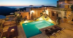 HOTEL SFAKA 3.842 m. from the sea