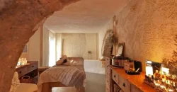 HOTEL SFAKA 3.842 m. from the sea