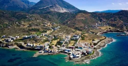 HOTEL SFAKA 3.842 m. from the sea