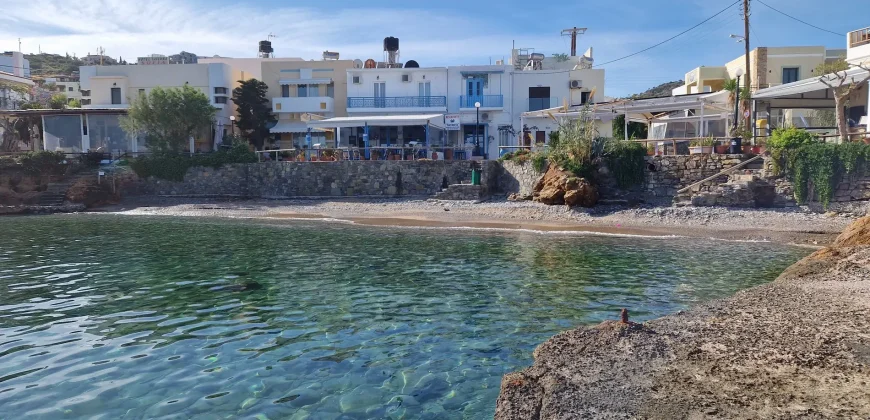 LAND MOCHLOS 150 m. from the sea